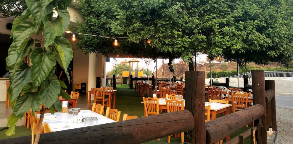 Selladi Tavern