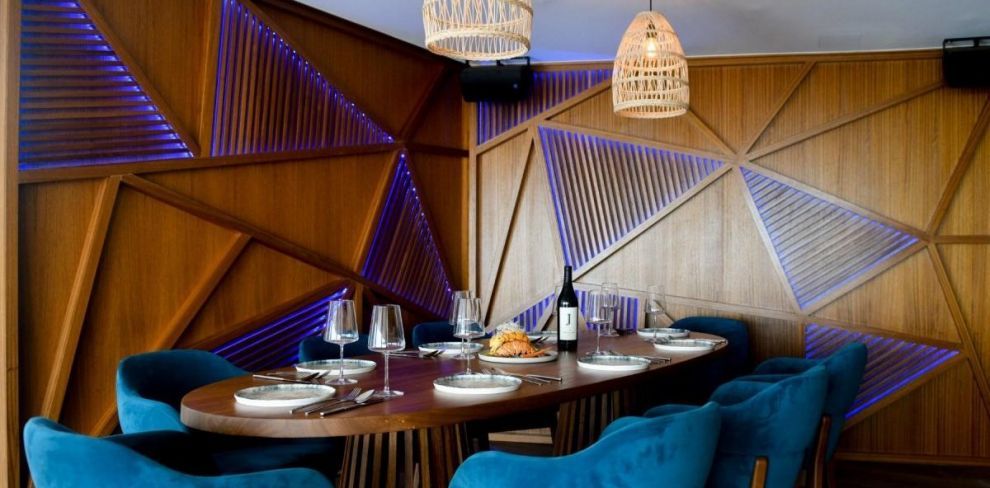 Momo Asian Kitchen Bar
